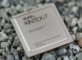 XC7K70T-1FBV676C